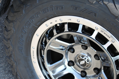 150プラドに WORK T-グラビック2 265/70R17で装着。 | 鈴鹿店